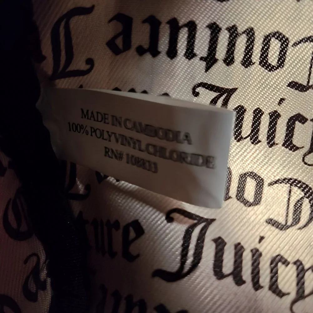 Juicy Couture‎ Satchel Women Small Pink Heart Quilted Crossbody Bag Domed Purse